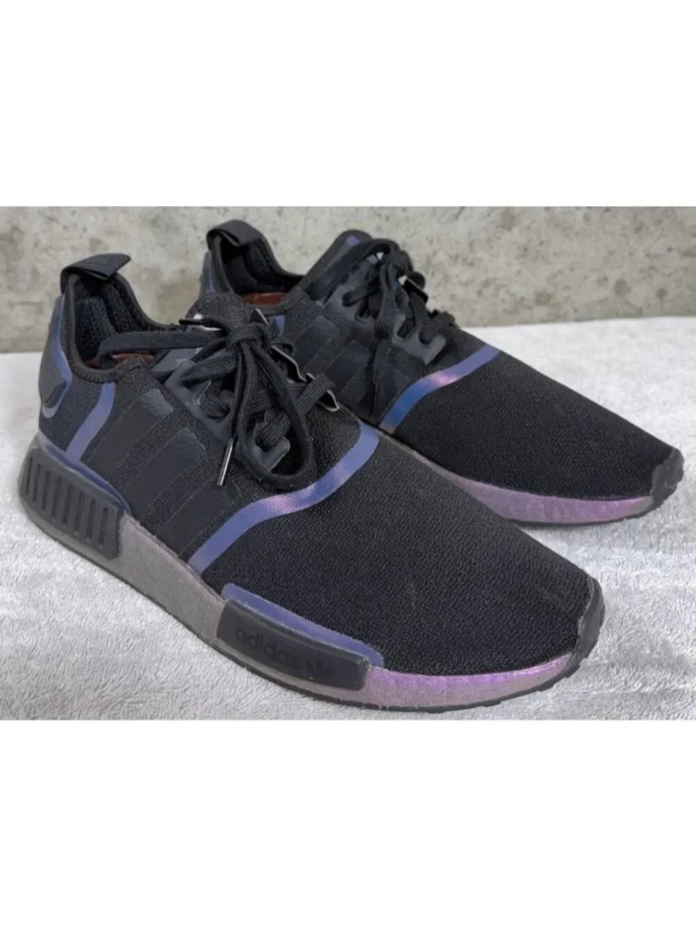 Adidas Originals NMD R1 BOOST Eggplant Black Sneakers Men's Size 11  | FV8732